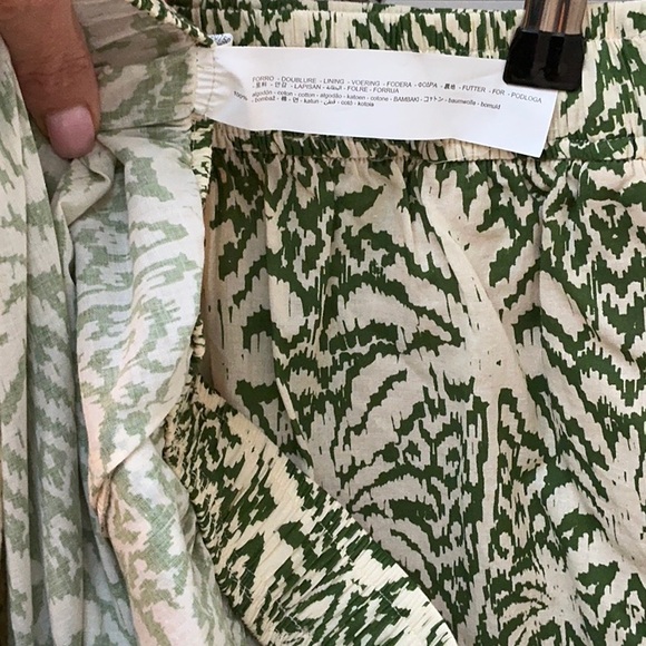 Zara Green Botanical Print pants and matching oversized blouse Perfect Condition - Picture 7 of 9